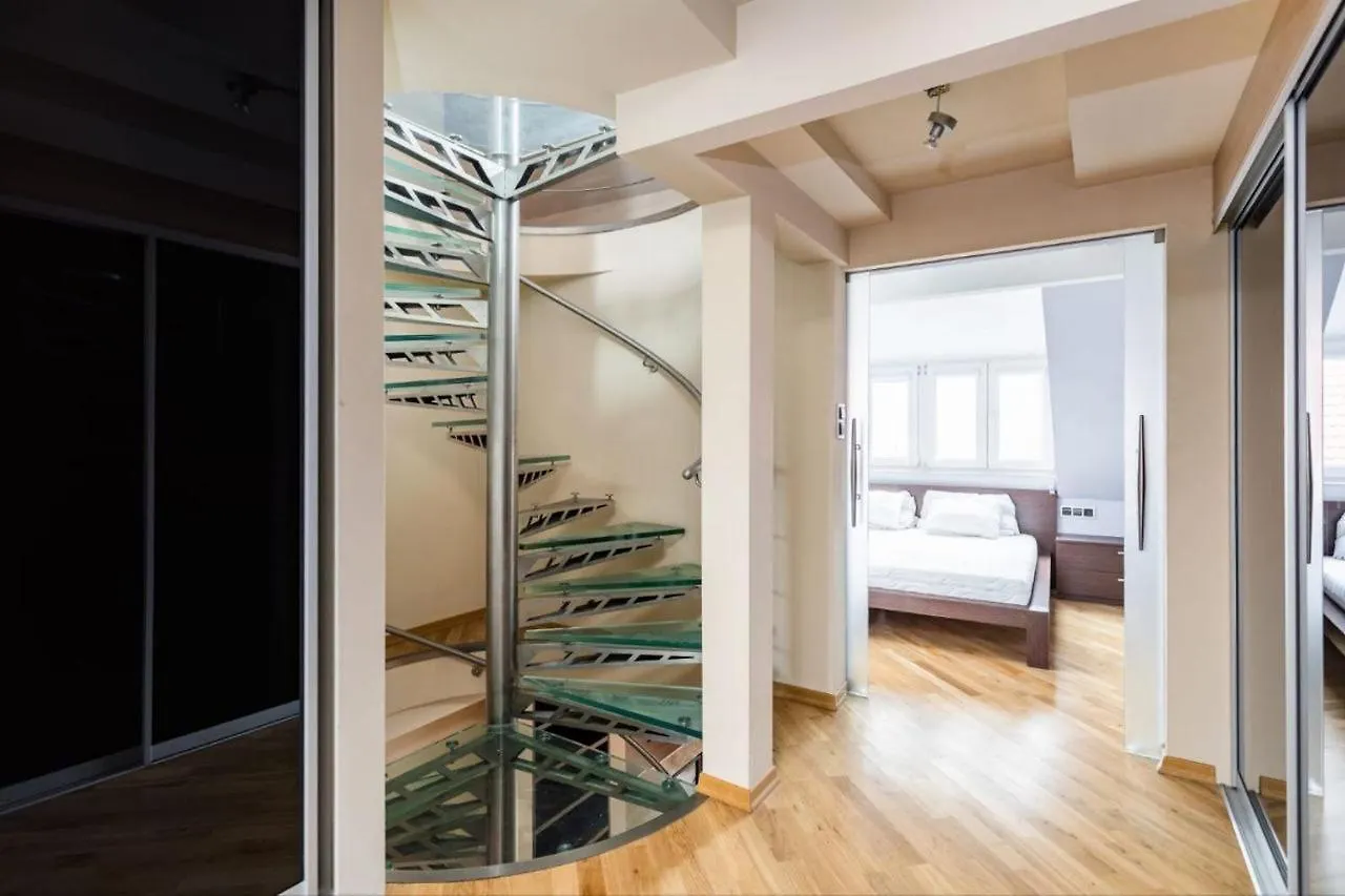 Golden Apartments-Old Town-Piw31/33 Warsaw Poland